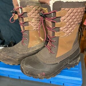 THE NORTH FACE SNOW BOOTS. WATERPROOF FOR KIDS